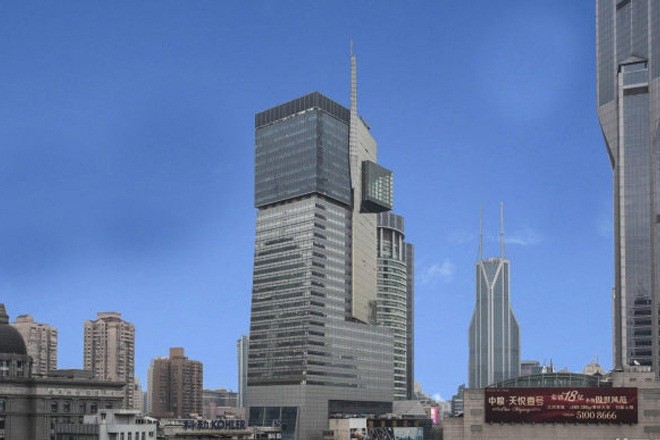 仙樂(lè)斯廣場(chǎng)