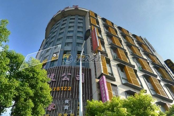 22"左東華：服務(wù)商是新住宅建設(shè)的中堅(jiān)力量"
